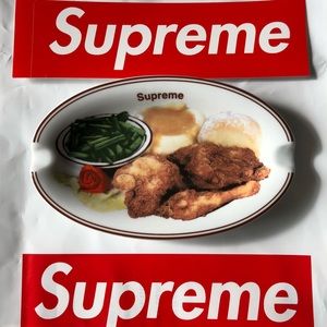 Supreme Chicken Dinner Ash tray